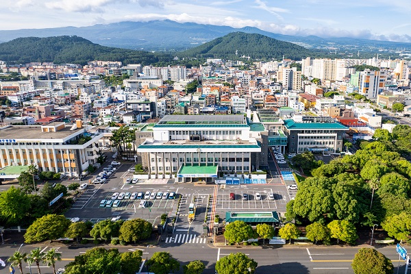 제주도청 전경.