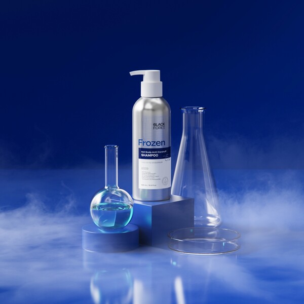 블랙포레 프로즌 가려운 두피 비듬 탈모증상완화 샴푸. 애경산업 제공