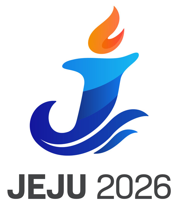 도는 10일 한라컨벤션센터에서 열린 2026 제주 전국체전 조직위원회 회의에서 공식 마스코트 ‘끼요’와 대회 엠블럼을 처음 공개했다. [제주도 제공]